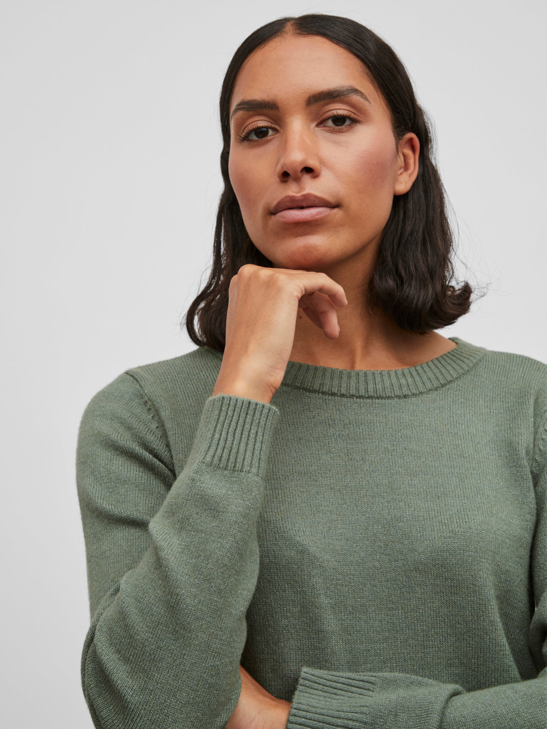 VIRIL Pullover - Laurel Wreath